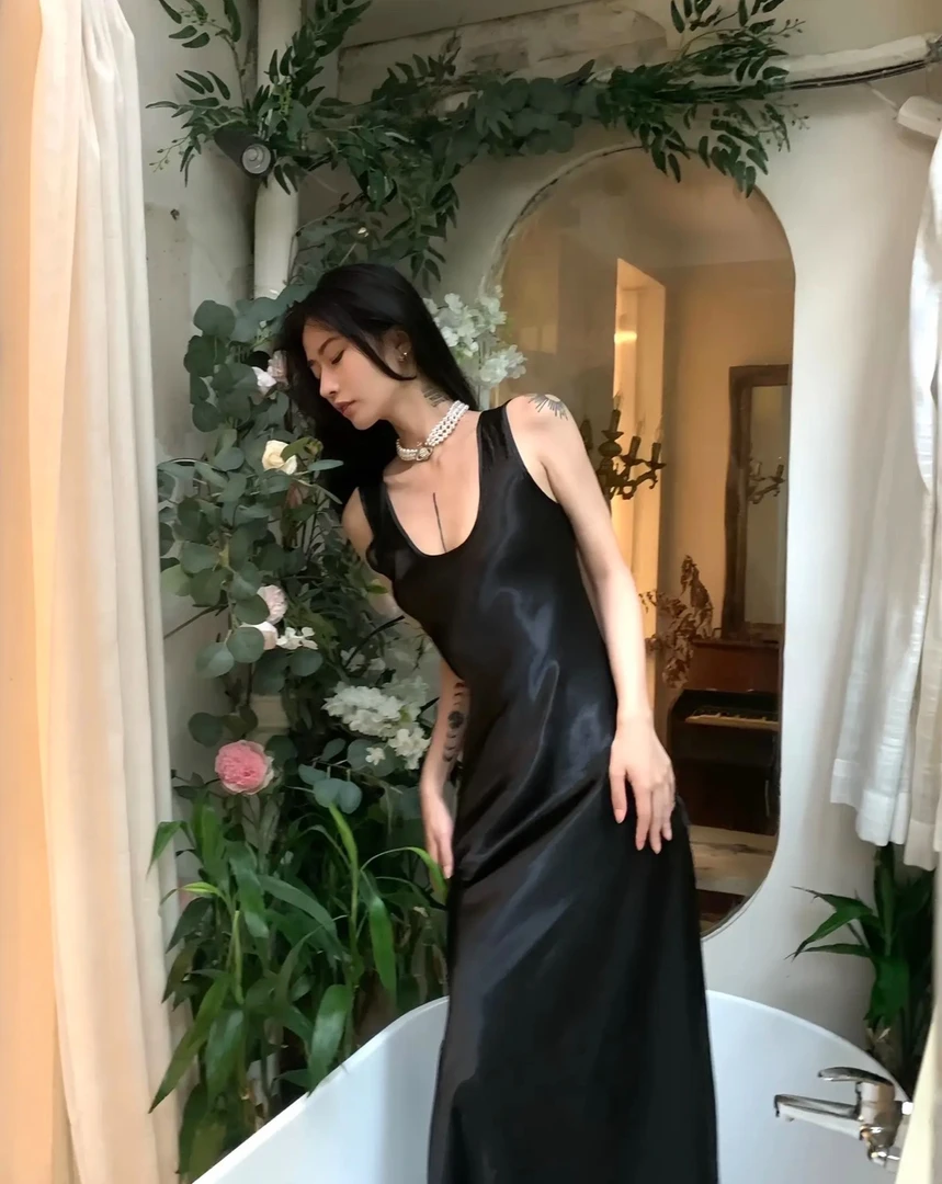 【妃妃主推】（背心斜纹裙）南油高货.醋酸斜纹裁剪修身显气质打底