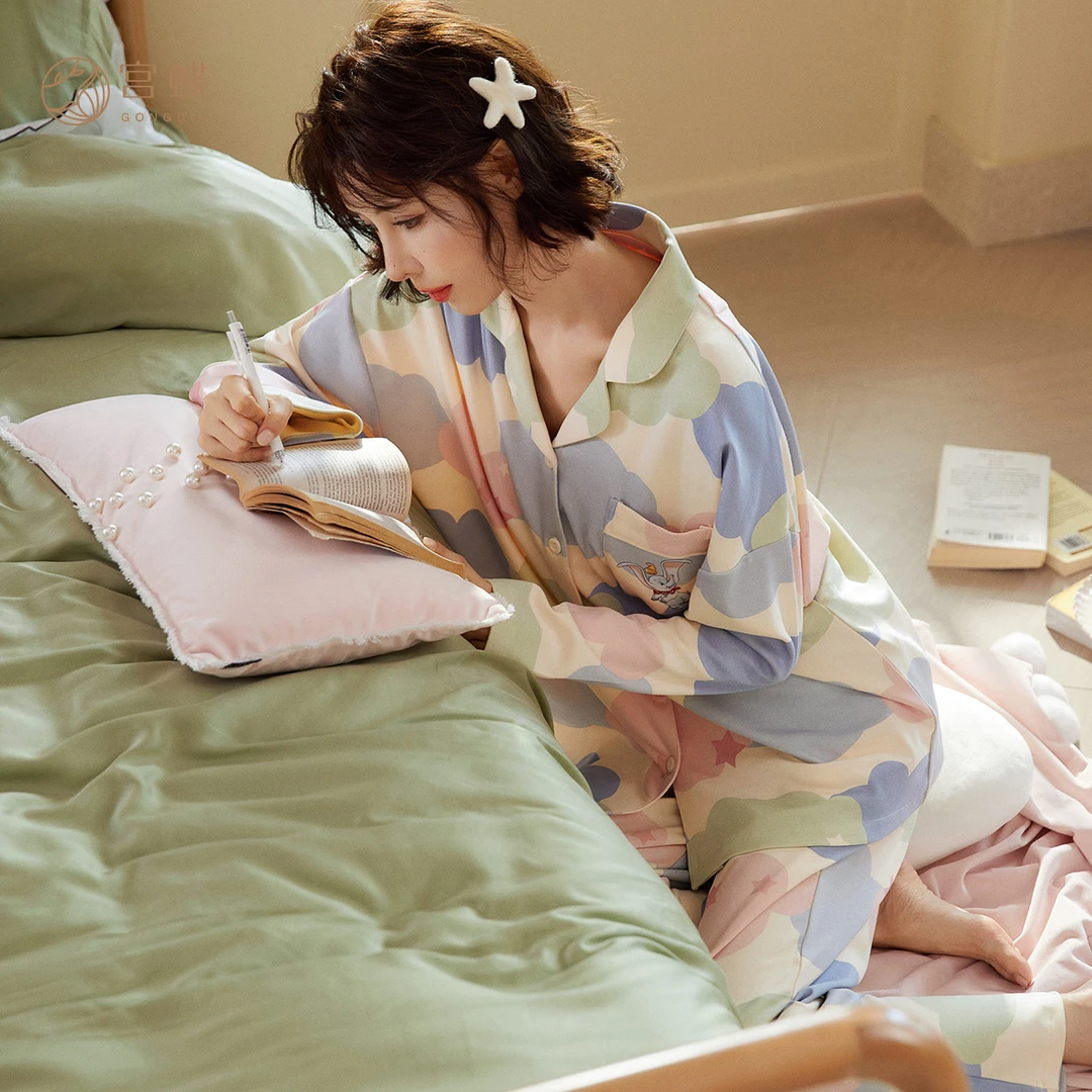 宫蝶【轻柔软】迪士尼春秋睡衣女长袖纯棉可爱休闲家居服外穿套装