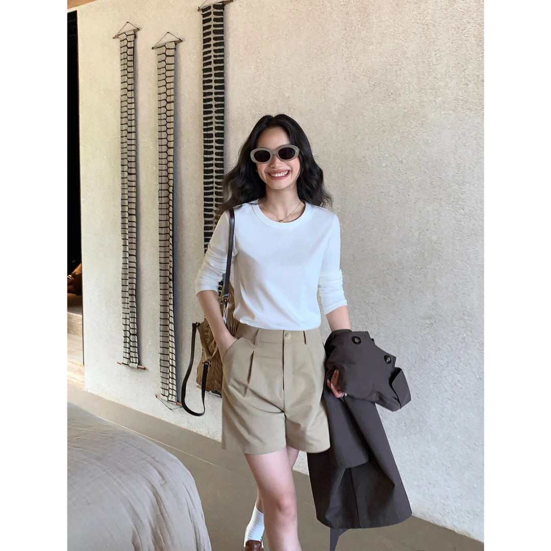 黑色圆领针织打底衫女秋季新款修身显瘦内搭长袖T恤上衣