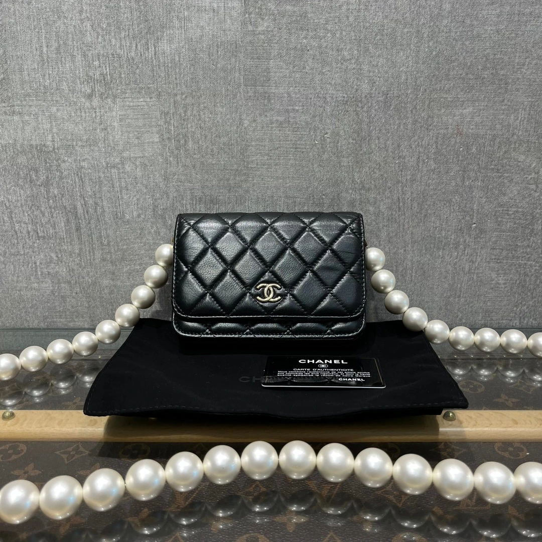 95新 Chanel/香奈儿 Mini woc珍珠沙僧斜挎包 02041