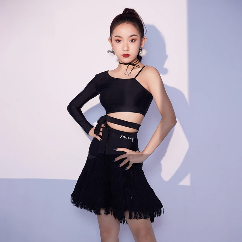 薇妮舞美拉丁舞蹈服长袖吊带上衣黑色流苏半裙套装秋冬练功服**