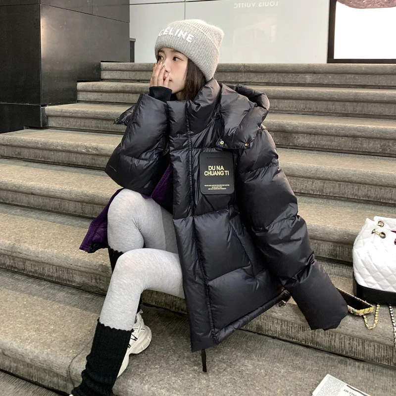 黑色保暖加厚连帽90白鸭绒羽绒服外套女冬季新款短款小个子面包服