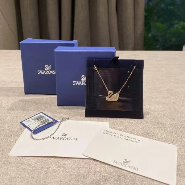 99新 Swarovski/施华洛世奇 帝爵/Swarovski/玫瑰金天鹅吊坠大