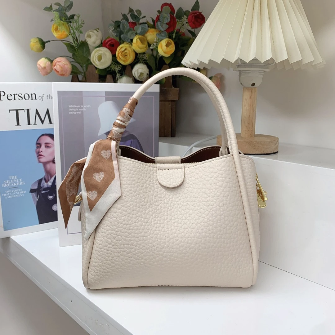 秋冬新款2025韩版轻奢时尚百搭简约女士手提包荔枝纹休闲单肩斜挎