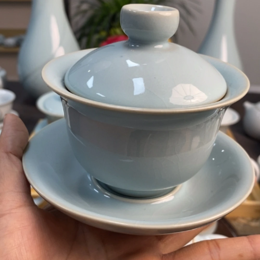 【闪购商品】碗微瑕天青色元宝盖碗