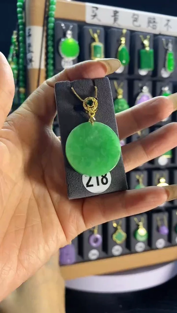 【闪购商品】翡翠颈饰银S925镶嵌218...