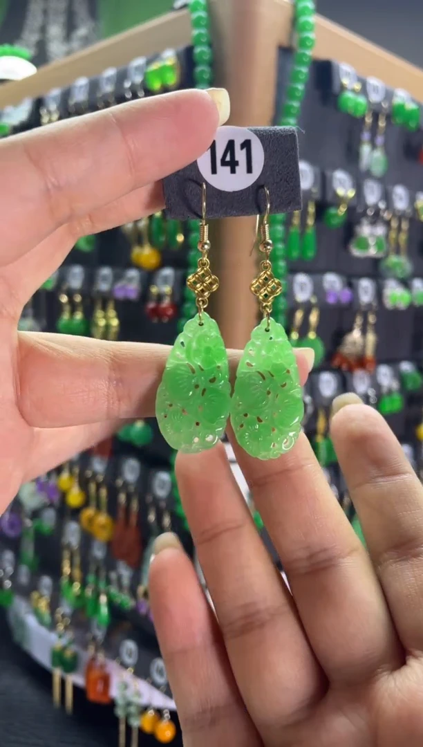 【闪购商品】翡翠耳饰银S925镶嵌141...