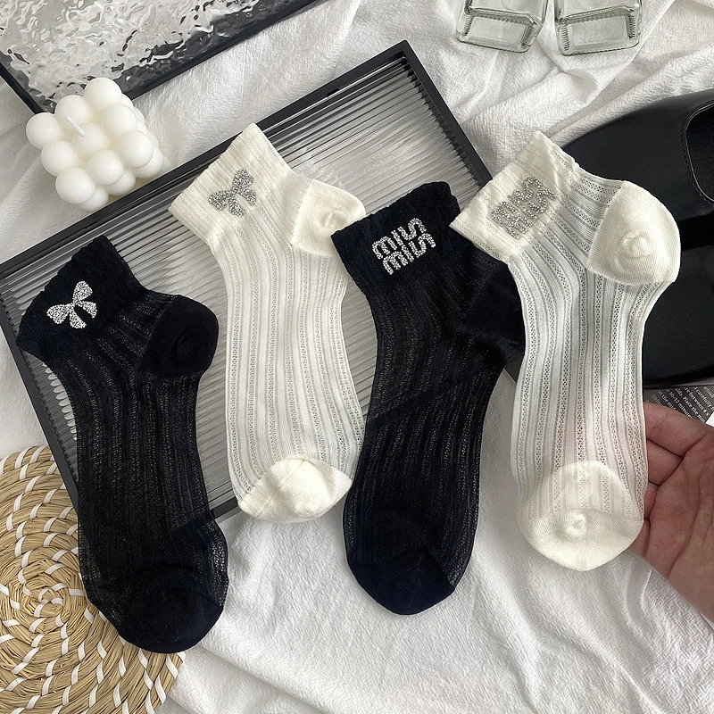 新款日系ins潮欧货超薄短袜春夏短筒miu风网眼镶钻蝴蝶结配饰女袜