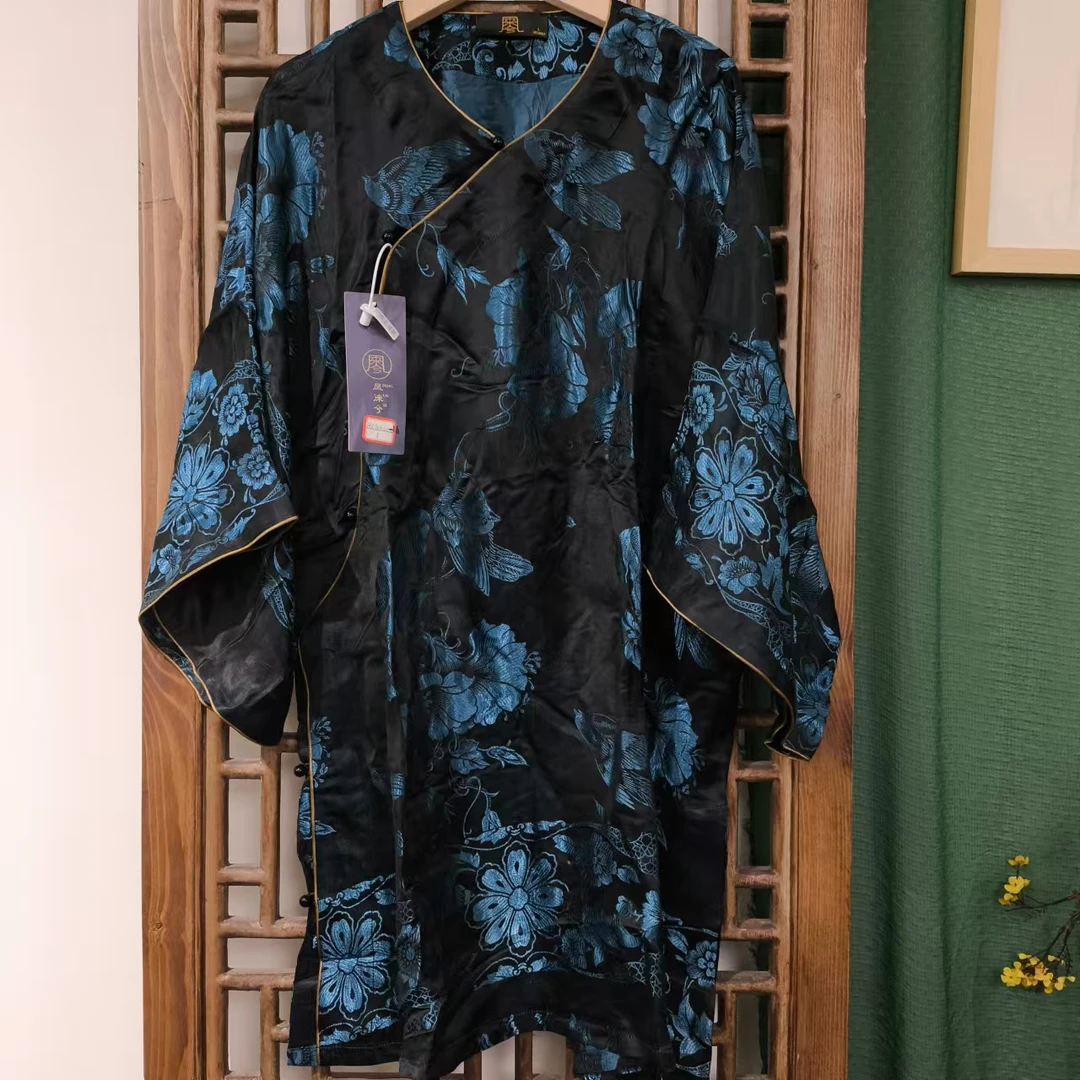 凤徕兮私人定制黑底蓝花斜襟圆领上衣(hy101060-10）