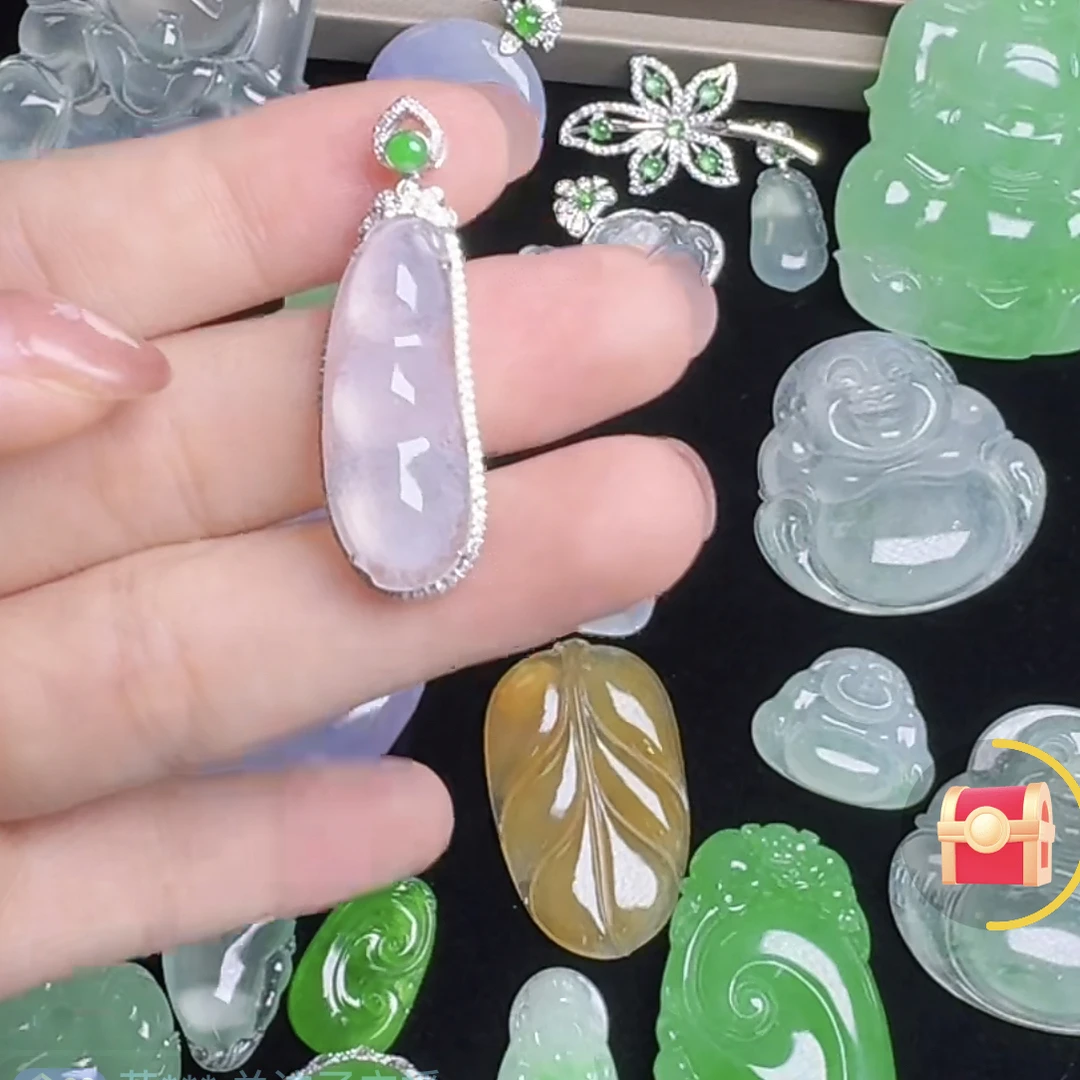 翡翠a货福豆吊坠