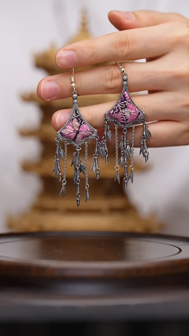 【闪购商品】刺绣黔东南苗族刺绣A65