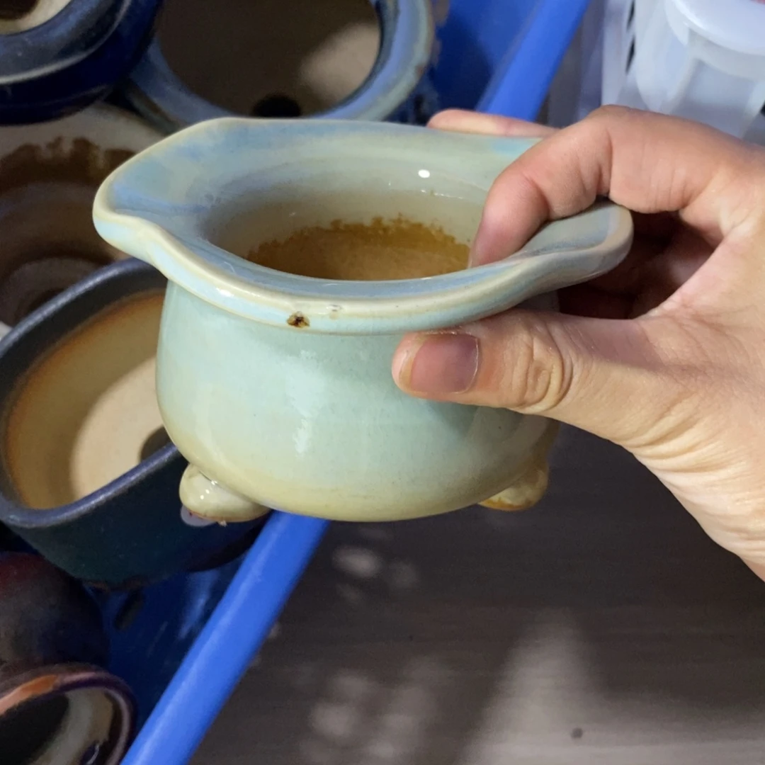 红陶20CM（含）-50CM（不含）瑕疵