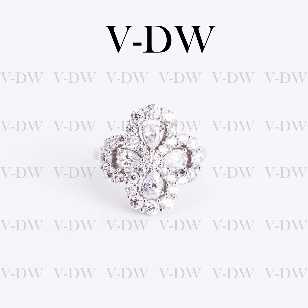 925银合成锆石戒指 【四叶草戒指】轻奢女戒指时尚简约百搭精致