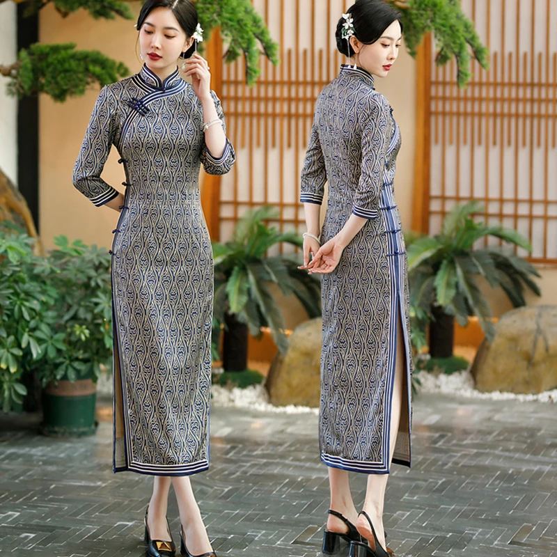 秋冬新中式复古旗袍连衣裙高贵洋气立领复古妈妈装长款礼服七分袖