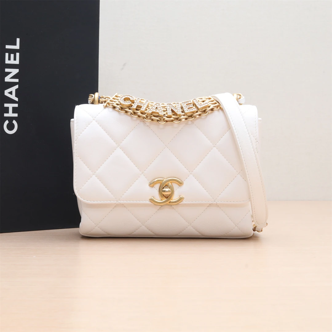 95新 Chanel/香奈儿 小花6花 22S 口盖包 白色 芯片 金扣