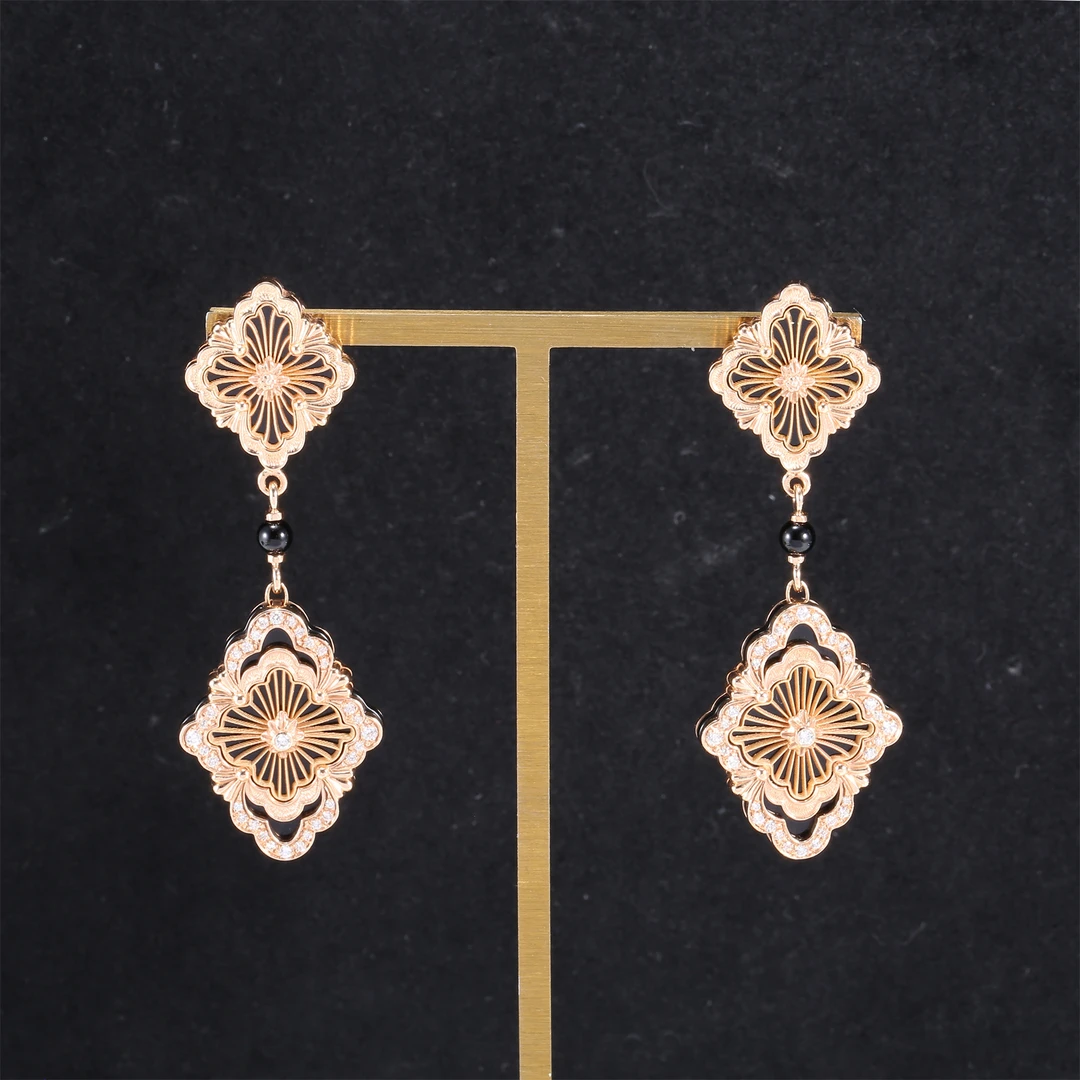 99新  小花佳珊P224930990全新搁置布契拉提opera tulle耳环