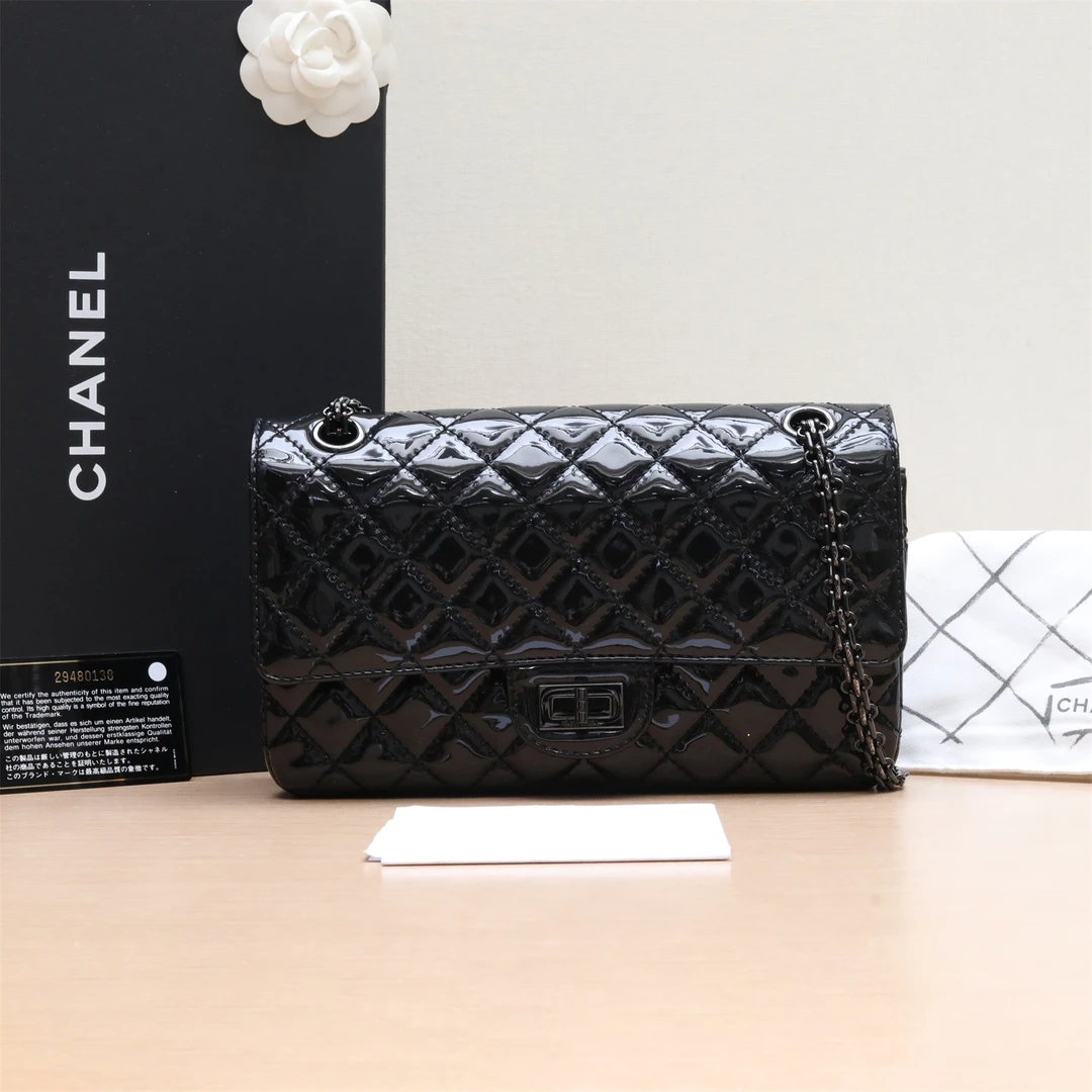 99新 Chanel/香奈儿 小花攀攀2.55小号 24cm 黑色 漆皮 29开