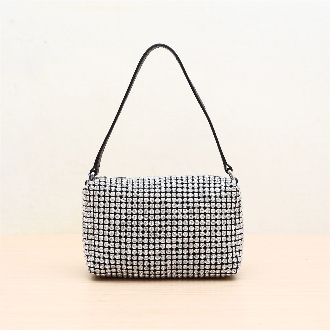 95新  黑黑精选 P234865092heiress 水钻手包 晚宴包 中号