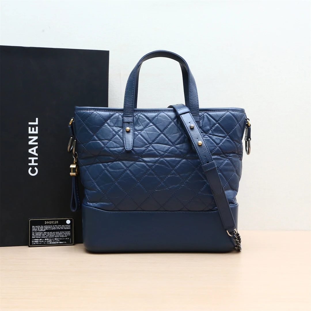95新 Chanel/香奈儿 小花双双 P234758961 流浪 手提托特包 24开