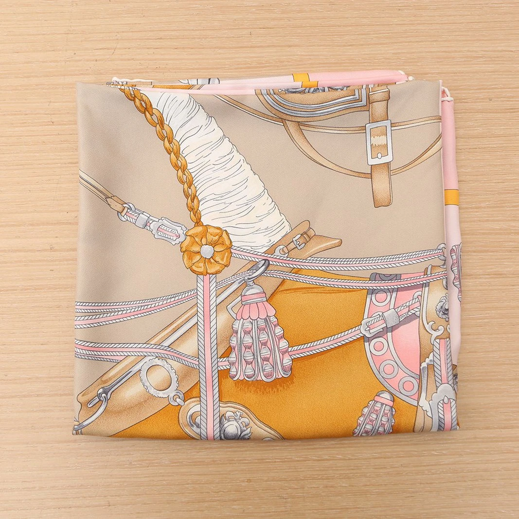 99新 Hermes/爱马仕 【33精选】庭院式安全带 90丝巾 粉色468143