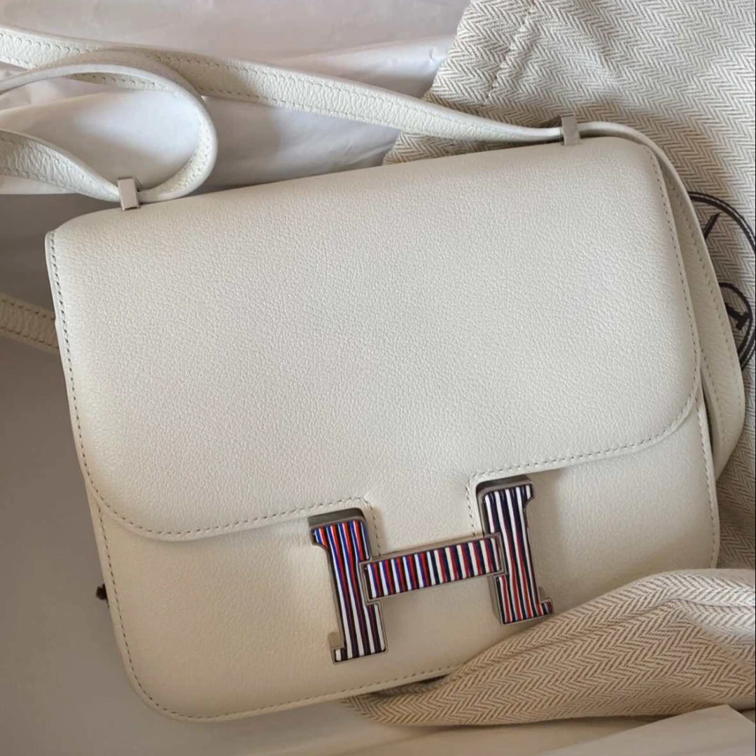 99新 Hermes/爱马仕 黑黑精选 康康19 01白 EC皮 C刻 珐琅扣包