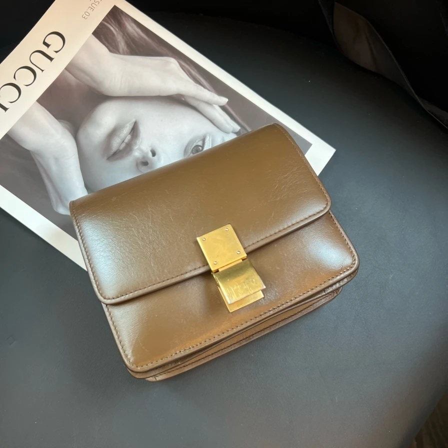 99新 Celine/思琳 外场双双 金棕小号豆腐包斜挎包