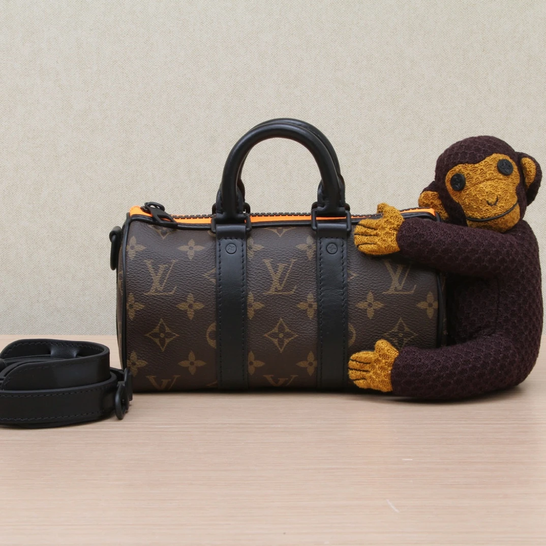 全新未使用 LouisVuitton/路易威登 小花攀攀KEEPALL Nano小猴
