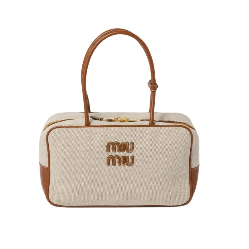 全新未使用 MIU MIU/缪缪 小花6珊 24S秀款 徽标公文包 34 米白色