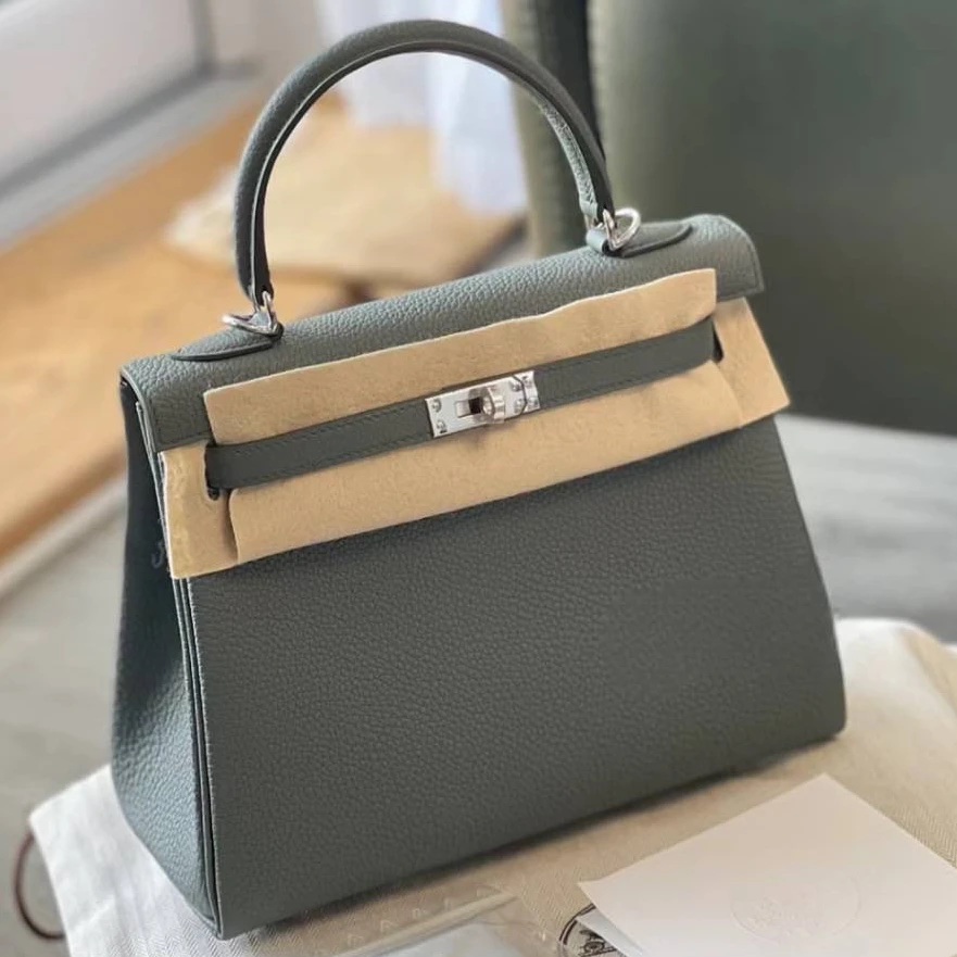 99新 Hermes/爱马仕 小花6珊 Kelly 25 杏仁绿 银扣D刻togo皮银扣