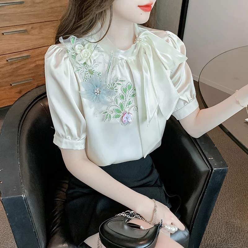 2023夏季新款洋气女短袖高端气质刺绣花朵甜美蝴蝶结领衬衫上衣