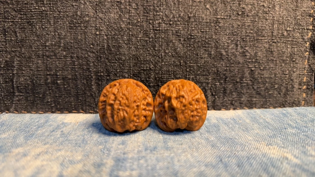 磐石核桃39*35*38哈哈