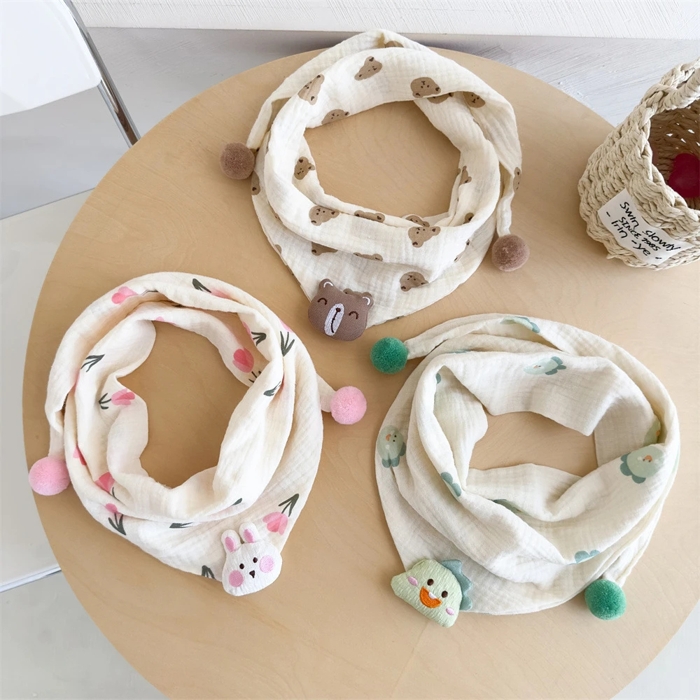 宝宝围巾小男孩女童春秋三角口水巾婴儿冬天外出防风保暖儿童围脖