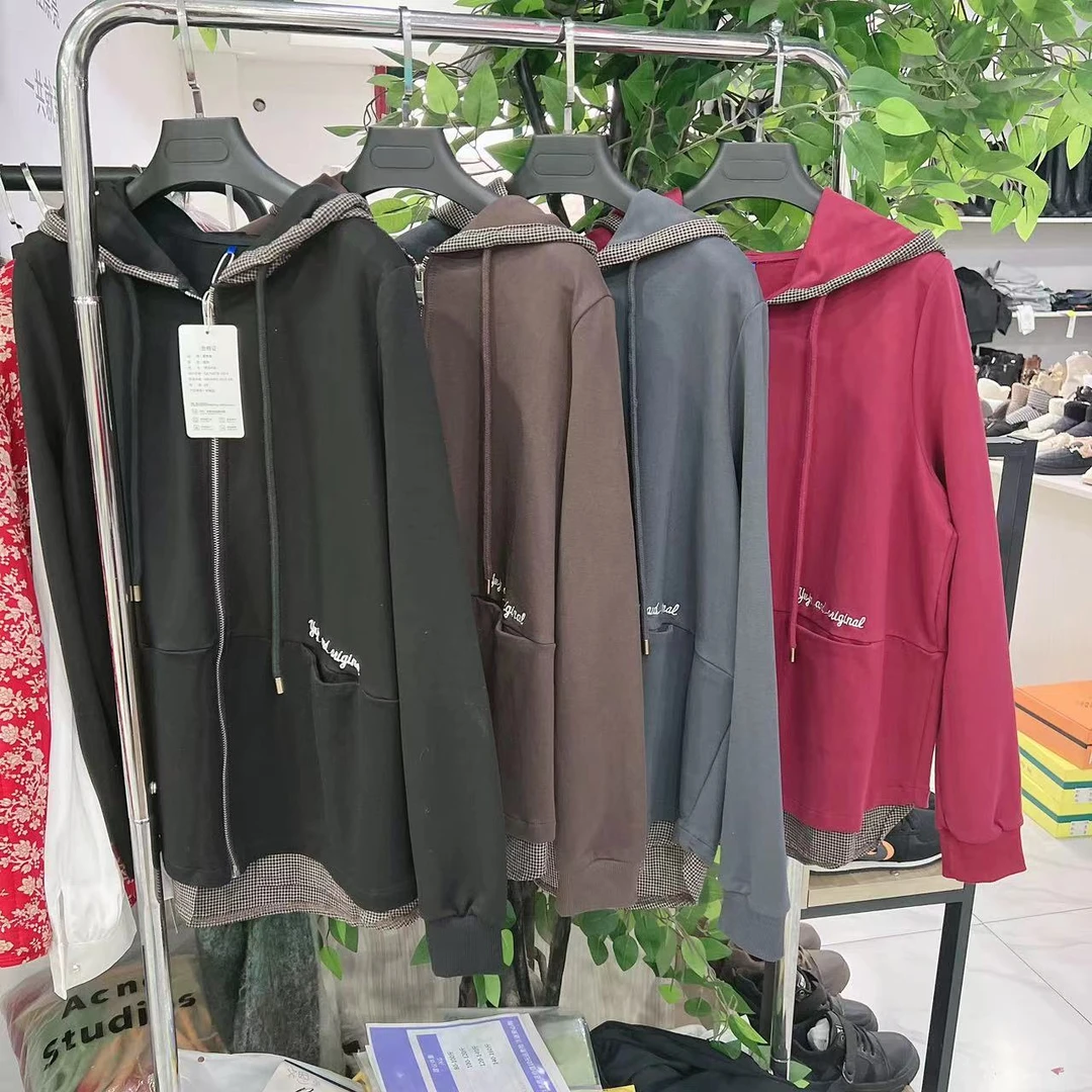 201款口袋小英文刺绣款连帽卫衣开衫外套个别微瑕