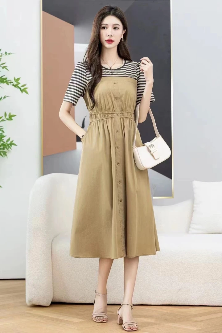 832款两色条纹拼接款连衣裙个别微瑕