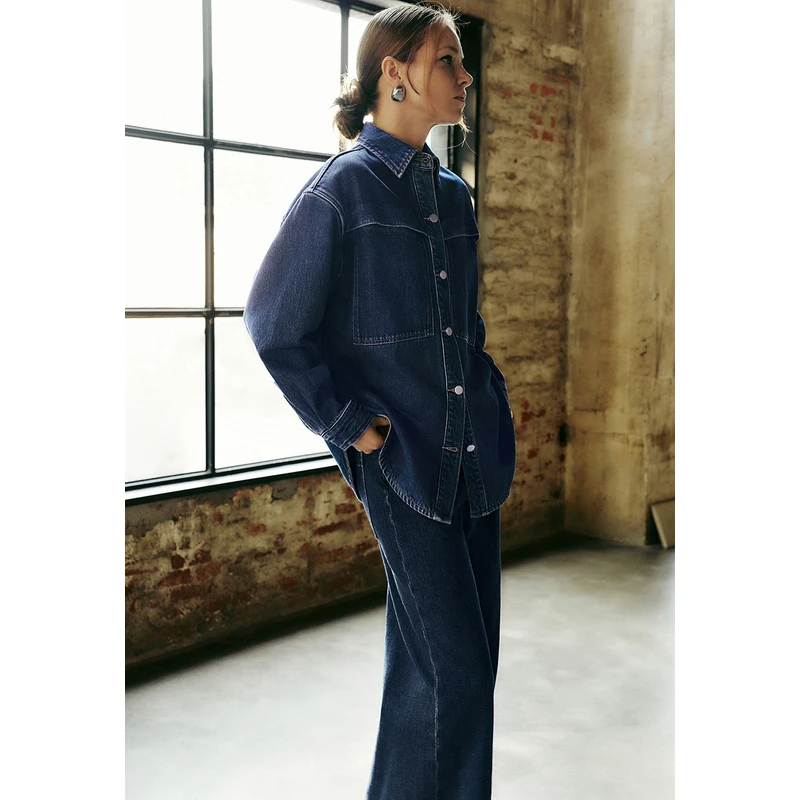 UR春季新款女装百搭休闲复古时髦贴袋超宽松牛仔衬衫UWT840003