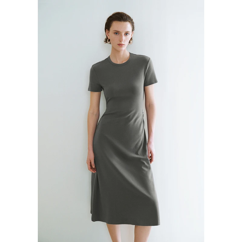 UR夏季新款女装气质收腰垂感镂空修身中长款连衣裙UWG740125