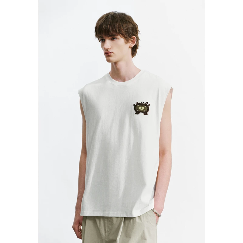 UR夏季新款男时尚休闲趣味卡通毛巾绣无袖背心UML440102