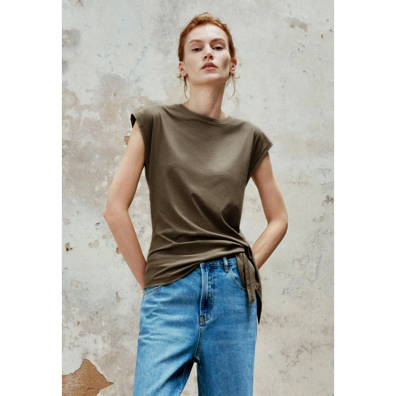 UR女装简约显瘦时尚设计感褶皱绑带短袖T恤UWH440082