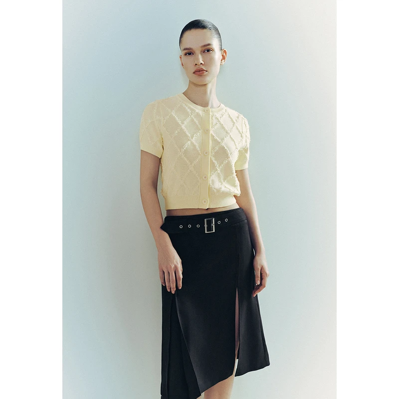 UR新款女装法式优雅立体菱格肌理感针织开衫UWU940193