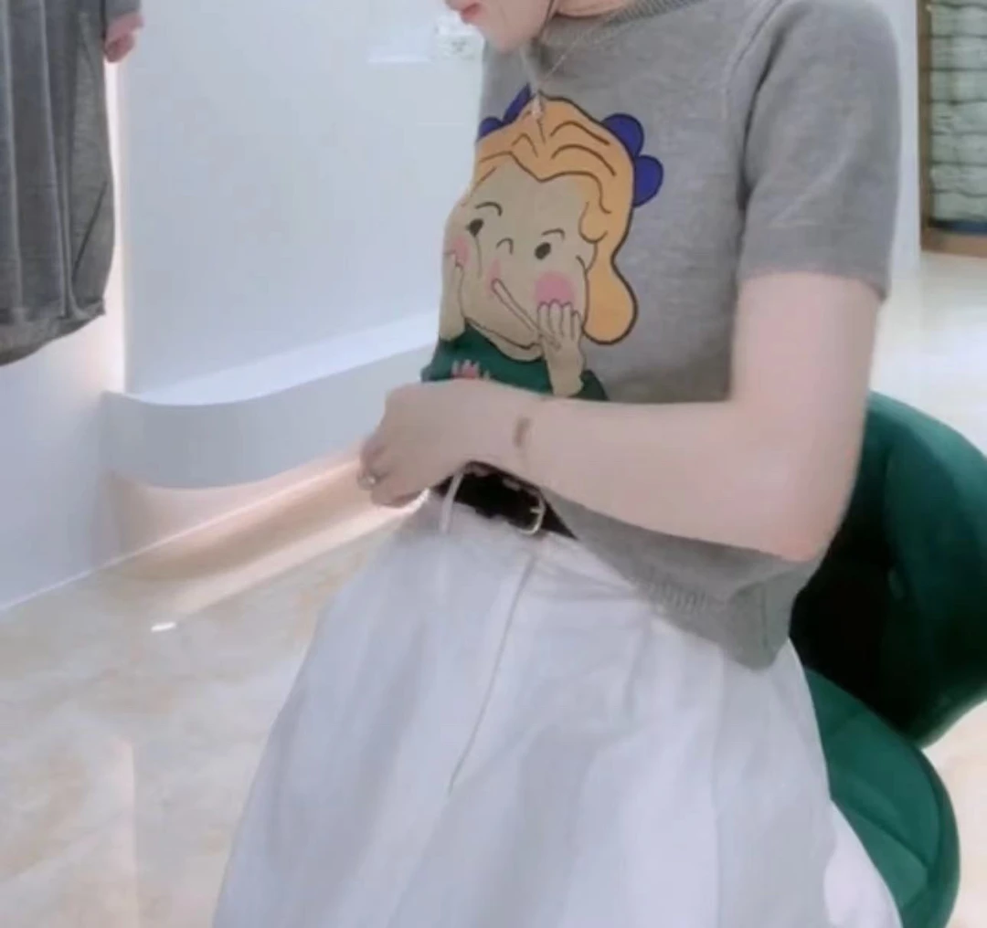 E'VAN【大头贴】夏季新款百搭卡通减龄女针织短袖网红印花休闲上衣