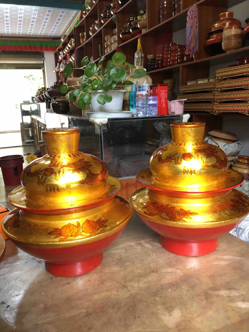 传统工艺金箔糌粑盒（肚径25-26厘米）