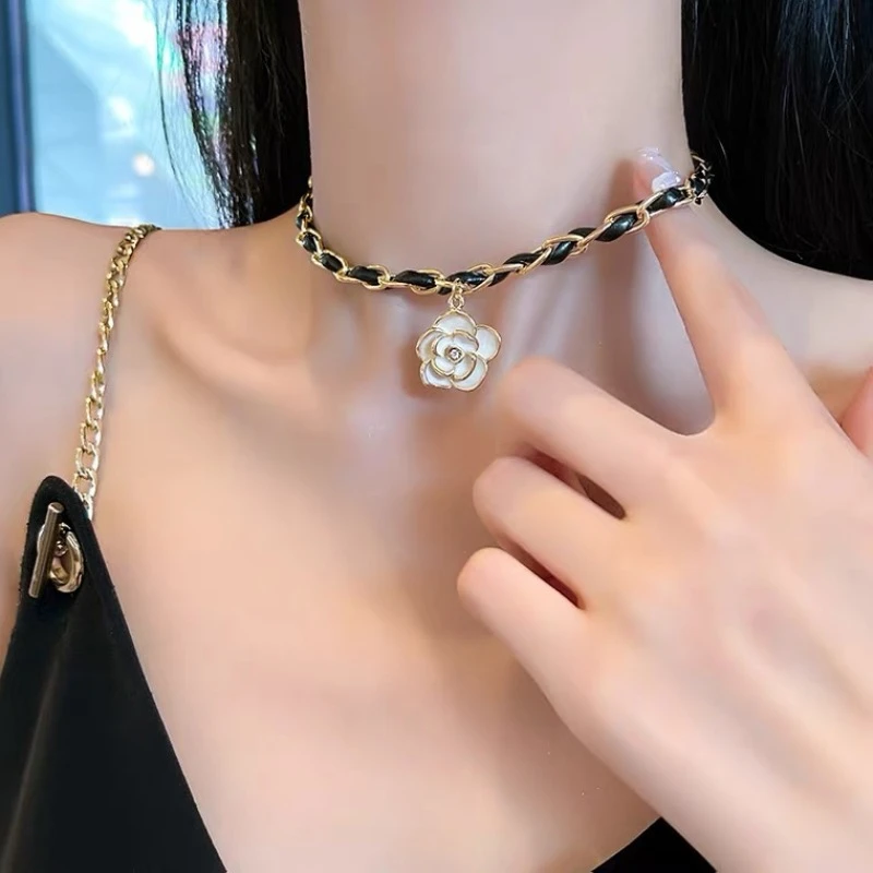 【四妹补贴】小香风山茶花编织项链女新款潮锁骨链设计颈链243