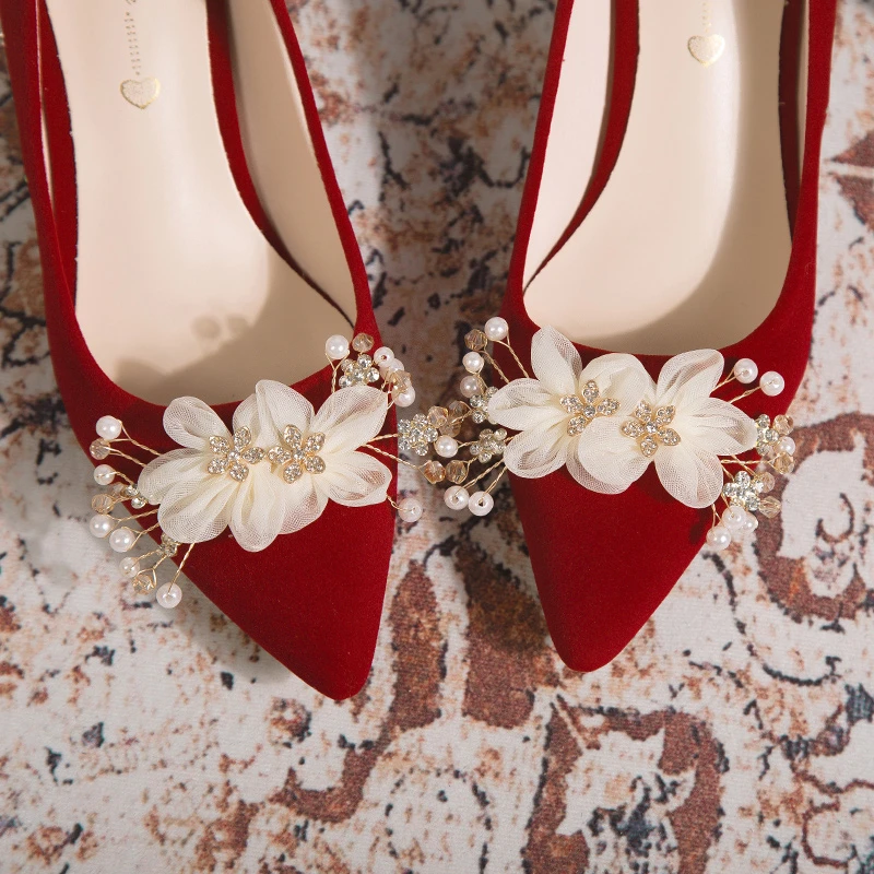 酒红色结婚鞋新娘鞋2025年秋季新款中式秀禾婚纱两穿粗跟高跟鞋
