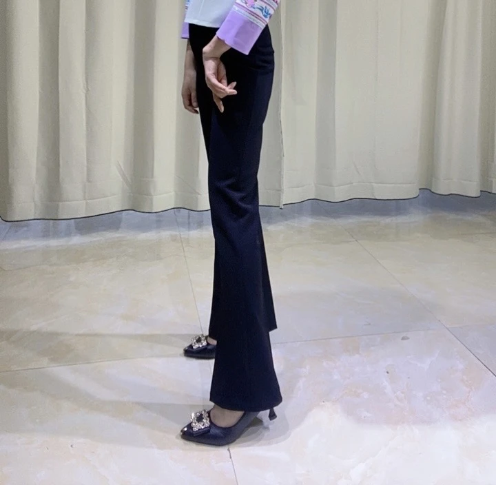 修身显瘦西装喇叭裤