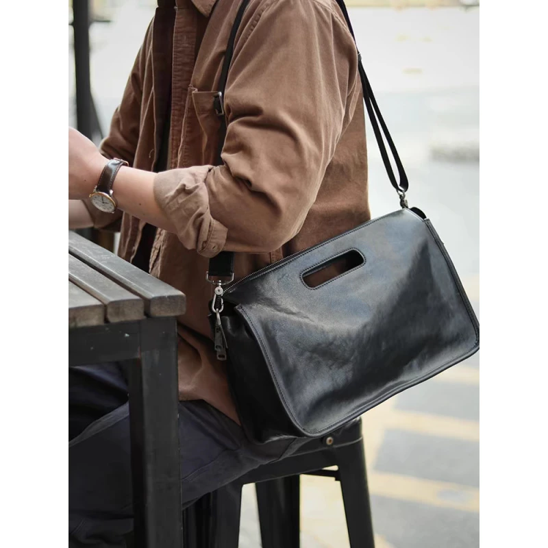 【鹿师傅】真皮男士手提单肩斜挎包大容量商务办公通勤邮差包小众公