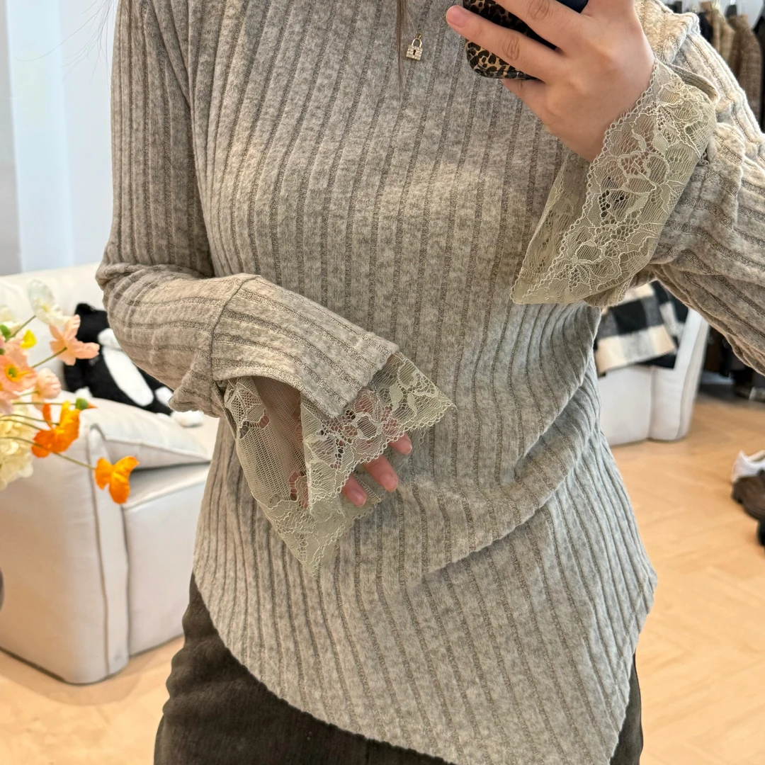 包子&南岛风大码女装春秋气质蕾丝花边长袖显瘦针织打底衫ZBZ114