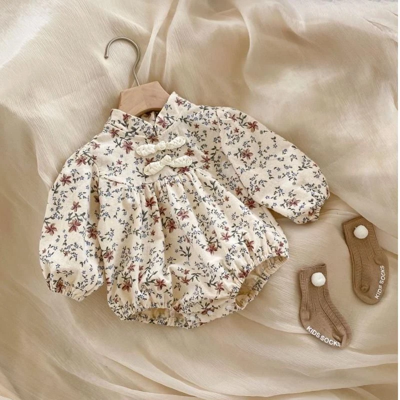 2024婴儿女宝宝森系长袖宽松连体爬服女童宝宝碎花包屁KX