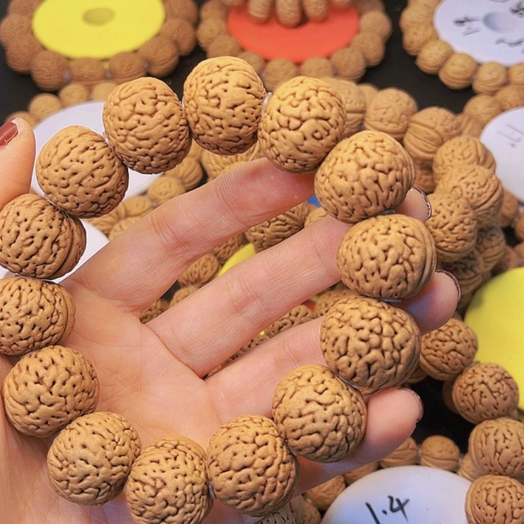 【闪购商品】桃核吊坠觉****u