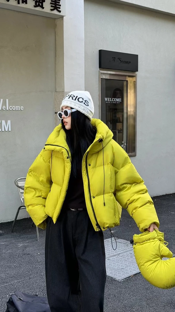 欧货小款个性羽绒服