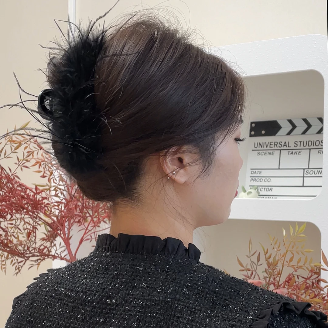 法式羽毛抓夹鸵鸟毛毛抓夹新款轻奢网红超仙高级羽毛发夹复古发抓